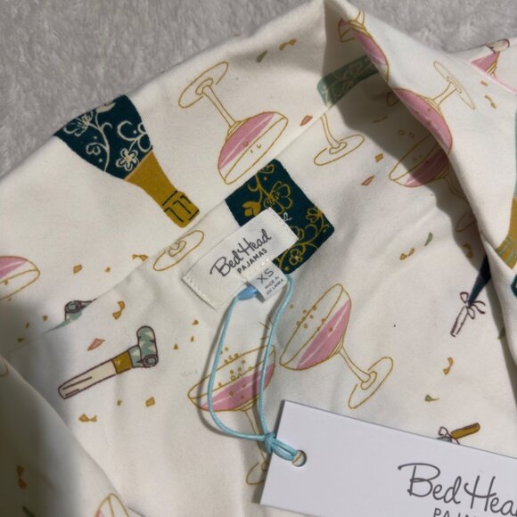 BedHead pajama set Champagne Bottle & Glass Print Button-Up size XS women nwt - Picture 3 of 14